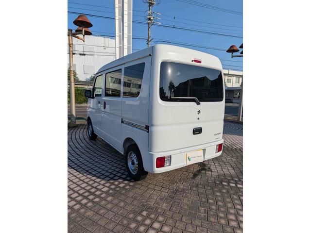 エブリイ ＰＡリミテッド　ＣＶＴ　衝突被害軽減システム　クリアランスソナー　レーンアシスト　両側スライドドア　アイドリングストップ　盗難防止システム　ＡＢＳ　ＥＳＣ　エアコン　パワーステアリング　パワーウィンドウ（15枚目）