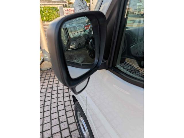 エブリイ ＰＡリミテッド　ＣＶＴ　衝突被害軽減システム　クリアランスソナー　レーンアシスト　両側スライドドア　アイドリングストップ　盗難防止システム　ＡＢＳ　ＥＳＣ　エアコン　パワーステアリング　パワーウィンドウ（18枚目）