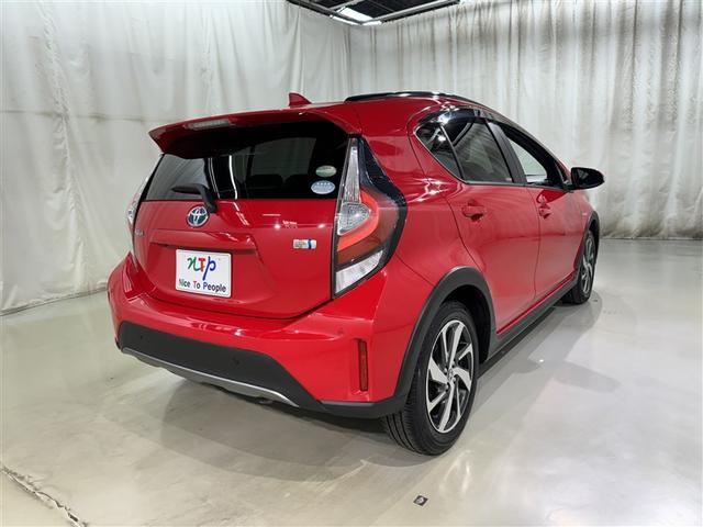 アクア クロスオーバー グラム 衝突被害軽減システム メモリーナビ フルセグ バックカメラ ETC ドラレコ CD DVD再生 LEDヘッドランプ スマートキー キーレス ハイブリッド(6枚目)