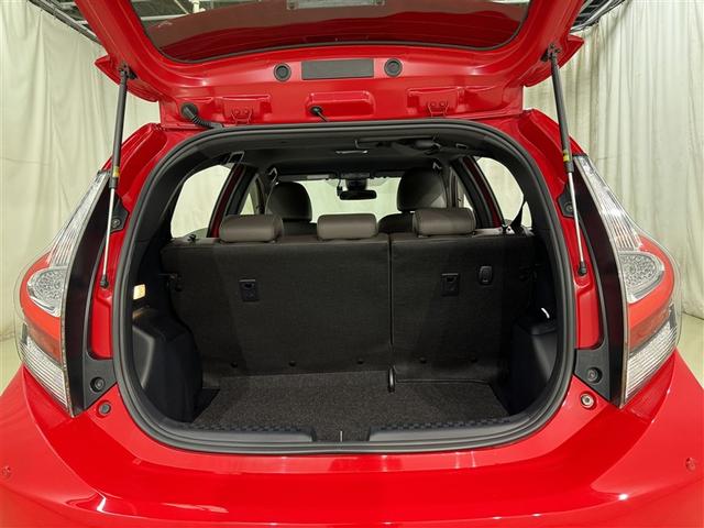 アクア クロスオーバー グラム 衝突被害軽減システム メモリーナビ フルセグ バックカメラ ETC ドラレコ CD DVD再生 LEDヘッドランプ スマートキー キーレス ハイブリッド(29枚目)