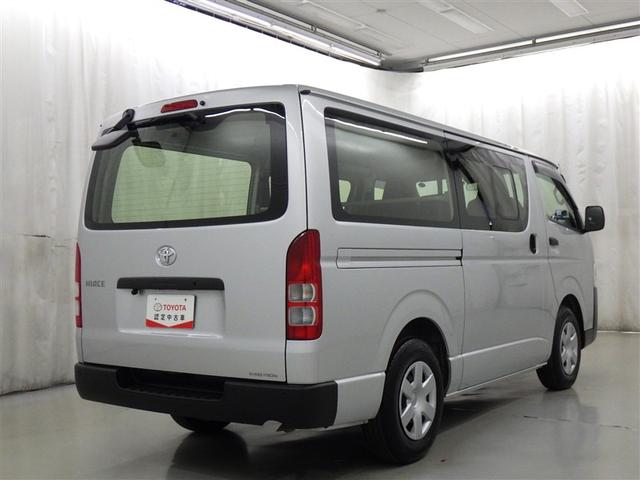 ハイエースバン ＤＸ　衝突被害軽減システム　メモリーナビ　フルセグ　バックカメラ　ＥＴＣ　ドラレコ　ＣＤ　ミュージックプレイヤー接続可　ＤＶＤ再生　ＬＥＤヘッドランプ　乗車定員６人　キーレス　ディーゼル（5枚目）