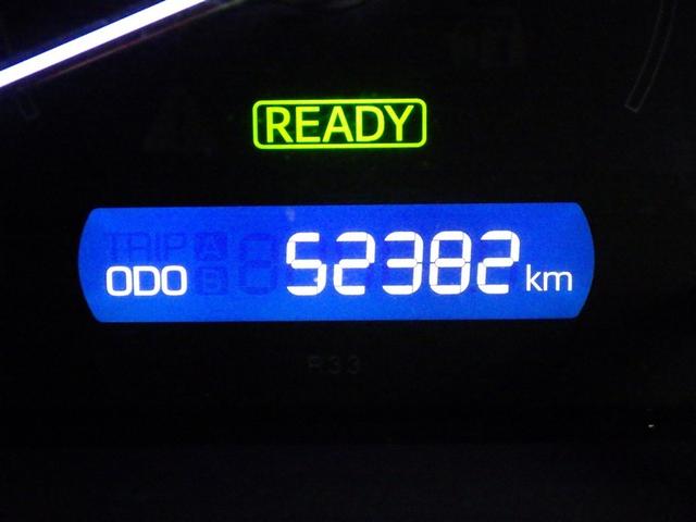 ノア ハイブリッドＧ　衝突被害軽減システム　メモリーナビ　フルセグ　バックカメラ　ＥＴＣ　ドラレコ　ＣＤ　ミュージックプレイヤー接続可　ＤＶＤ再生　オートクルーズコントロール　ＬＥＤヘッドランプ　電動スライドドア　キーレス（25枚目）