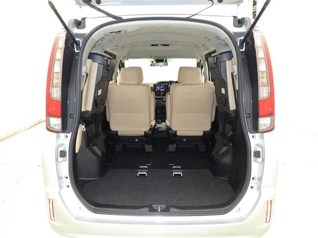 ノア ハイブリッドＧ　衝突被害軽減システム　メモリーナビ　フルセグ　バックカメラ　ＥＴＣ　ドラレコ　ＣＤ　ミュージックプレイヤー接続可　ＤＶＤ再生　オートクルーズコントロール　ＬＥＤヘッドランプ　電動スライドドア　キーレス（31枚目）