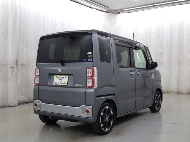 後ろから見ると車の印象も変わりますね♪