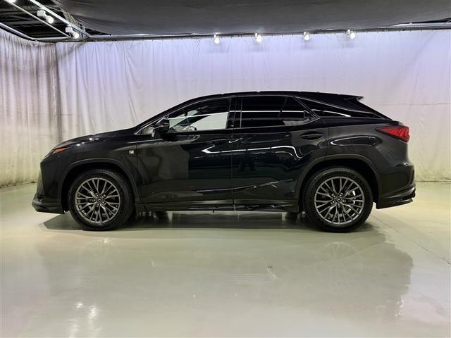 ＲＸ ＲＸ２００ｔ　Ｆスポーツ　衝突被害軽減システム　メモリーナビ　フルセグ　バックカメラ　ＥＴＣ　ＣＤ　ミュージックプレイヤー接続可　革シート　電動シート　オートクルーズコントロール　ＬＥＤヘッドランプ　スマートキー　キーレス（4枚目）