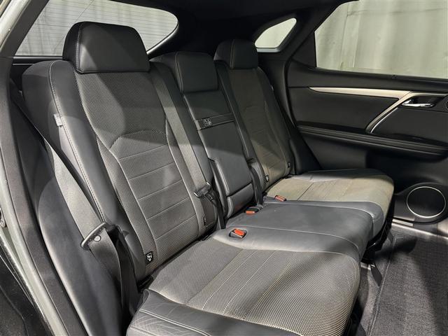 ＲＸ ＲＸ２００ｔ　Ｆスポーツ　衝突被害軽減システム　メモリーナビ　フルセグ　バックカメラ　ＥＴＣ　ＣＤ　ミュージックプレイヤー接続可　革シート　電動シート　オートクルーズコントロール　ＬＥＤヘッドランプ　スマートキー　キーレス（32枚目）