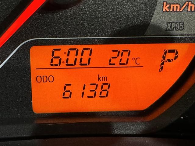 ヴィッツ Ｆ　ＣＤ　キーレス（14枚目）