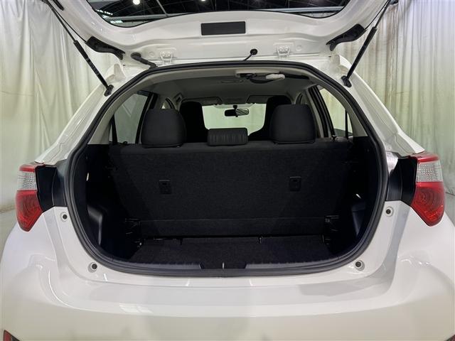 ヴィッツ Ｆ　ＣＤ　キーレス（18枚目）