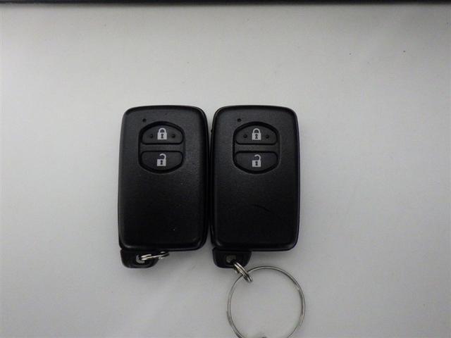 アクア Ｓスタイルブラック　衝突被害軽減システム　メモリーナビ　フルセグ　バックカメラ　ＥＴＣ　ドラレコ　ＣＤ　ＤＶＤ再生　スマートキー　キーレス　ハイブリッド（21枚目）