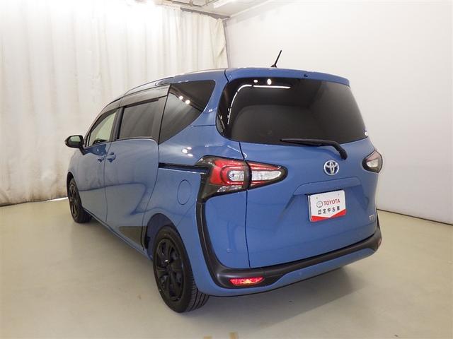 シエンタ ハイブリッド　Ｇ　セーフティーエディションＩＩ　衝突被害軽減システム　メモリーナビ　フルセグ　バックカメラ　ＥＴＣ　ドラレコ　ＣＤ　ＤＶＤ再生　オートクルーズコントロール　ＬＥＤヘッドランプ　両側電動スライド　乗車定員７人　３列シート　スマートキー（6枚目）