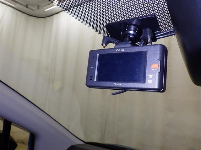 シエンタ ハイブリッド　Ｇ　セーフティーエディションＩＩ　衝突被害軽減システム　メモリーナビ　フルセグ　バックカメラ　ＥＴＣ　ドラレコ　ＣＤ　ＤＶＤ再生　オートクルーズコントロール　ＬＥＤヘッドランプ　両側電動スライド　乗車定員７人　３列シート　スマートキー（15枚目）