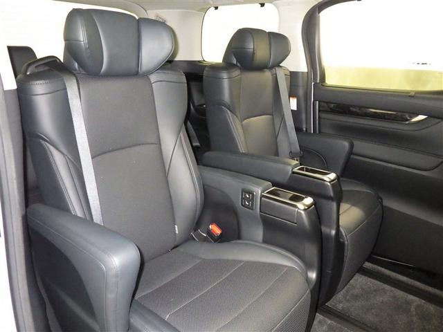 アルファード ２．５Ｓ　Ｃパッケージ　衝突被害軽減システム　メモリーナビ　フルセグ　バックカメラ　ＥＴＣ　ＣＤ　ＤＶＤ再生　後席モニター　サンルーフ　電動シート　オートクルーズコントロール　ＬＥＤヘッドランプ　両側電動スライド　３列シート（32枚目）