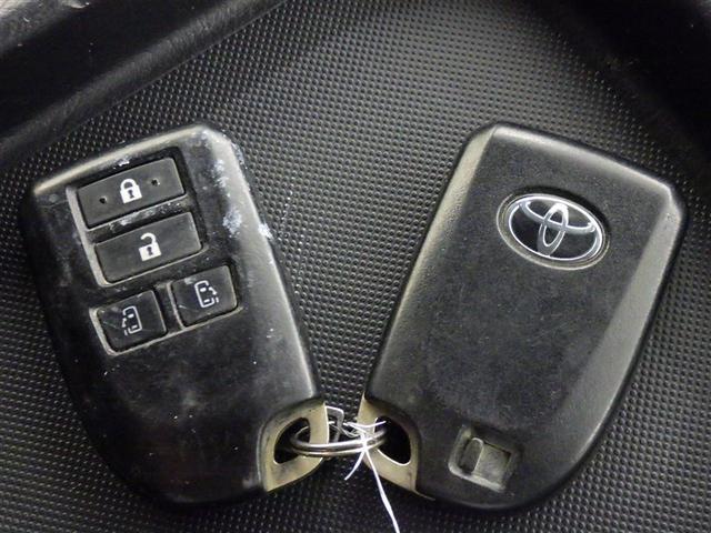 ハイエースバン スーパーＧＬ　ダークプライムＩＩ　衝突被害軽減システム　メモリーナビ　フルセグ　バックカメラ　ＥＴＣ　ドラレコ　ＣＤ　ミュージックプレイヤー接続可　ＤＶＤ再生　ＬＥＤヘッドランプ　両側電動スライド　スマートキー　キーレス　ディーゼル（23枚目）