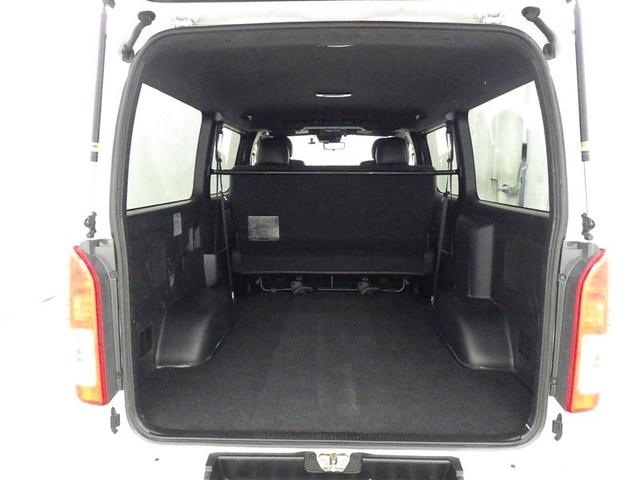 ハイエースバン スーパーＧＬ　ダークプライムＩＩ　衝突被害軽減システム　メモリーナビ　フルセグ　バックカメラ　ＥＴＣ　ドラレコ　ＣＤ　ミュージックプレイヤー接続可　ＤＶＤ再生　ＬＥＤヘッドランプ　両側電動スライド　スマートキー　キーレス　ディーゼル（26枚目）