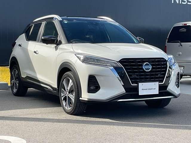 キックス 1.2 X (e-POWER) プロパイロット 大画面ナビ ナビ&TV ワンオ-ナ-車 追従クルコン スマートキー LEDヘッド レーンアシスト パワーステアリング ドライブレコーダー ETC 整備記録簿有 メモリーナビ サイドエアバッグ アルミ AAC(6枚目)