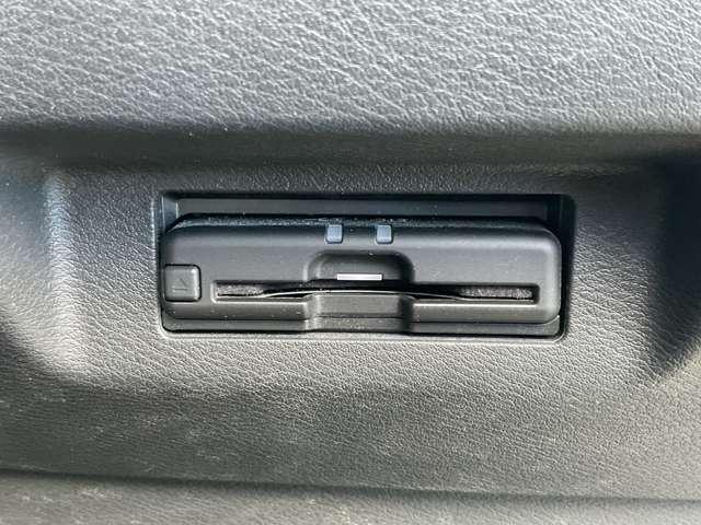 キックス 1.2 X (e-POWER) プロパイロット 大画面ナビ ナビ&TV ワンオ-ナ-車 追従クルコン スマートキー LEDヘッド レーンアシスト パワーステアリング ドライブレコーダー ETC 整備記録簿有 メモリーナビ サイドエアバッグ アルミ AAC(17枚目)