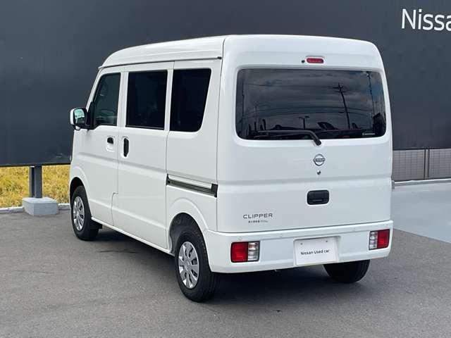 クリッパーバン ６６０　ＤＸ　ＧＬパッケージ　ハイルーフ　雹害車両　ＬＥＤライト　パワーウインドウ　インテリジェントエマージェンシーブレーキ　キーレス　パワーウィンドウ　アイドリングストップ　パワステ　運転席エアバック　助手席エアバック　エアコン（7枚目）