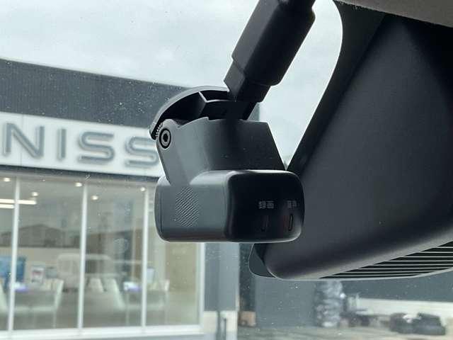 ルークス ６６０　Ｘ　ディスプレイオーディオ　全周囲カメラ　アラモニ　前後衝突軽減ブレーキ　ワンオーナー車　スマートキー　定期点検記録簿　キーフリー　ドライブレコーダー　ｉ－ｓｔｏｐ　フルオートエアコン　パワーウインドウ　バックカメラ　カーテンエアバッグ（13枚目）