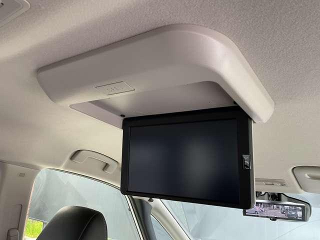 セレナ 2.0 ハイウェイスターV Vセレクション プロパイロット 大画面ナビ 後席モニター 両側自動ドア 全周囲 衝突被害軽減ブレーキ インテリジェントキー LEDヘッドライト アルミホイール アダクティブクルーズコントロール ワンオーナー レーンキープ アイドリングストップ ETC(3枚目)