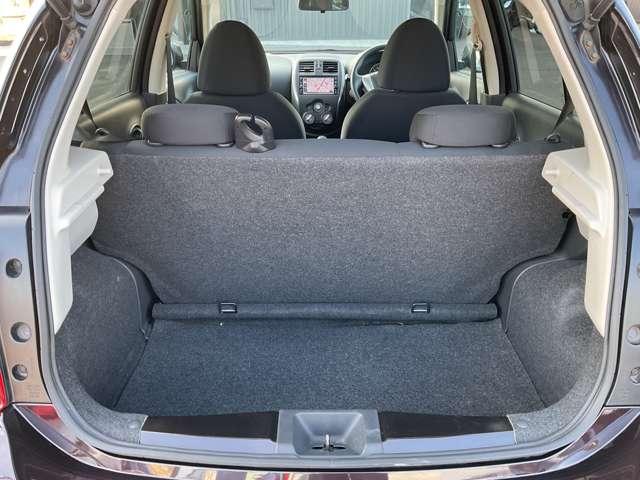 マーチ １．２　Ｘ　Ｖセレクション　インテリキー・ＥＴＣ・日産メモリーナビ（ＭＪ１１　ＥＴＣ車載器　スマートキー　オートエアコン　キーフリー　アイドリングストップ　Ｗエアバック　メンテナンスノート　ワンオーナー　ワンセグＴＶ　ＡＢＳ　パワーウィンドウ　パワーステアリング　メモリーナビ（14枚目）