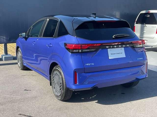 ノート １．２　Ｘ　雹害車両　メーカーナビ　リアカメラ　衝突被害軽減ブレ－キ　全方位カメラ　ＥＴＣ付　禁煙車　ＬＥＤヘッドライト　インテリジェントキー　ワンセグＴＶ　ＴＶナビ　サイドカーテンエアバック　サイドカメラ　メモリーナビ　オートエアコン（56枚目）