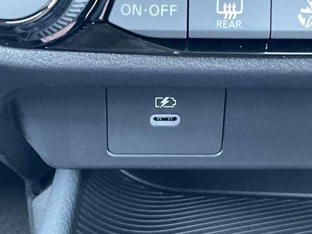 ノート １．２　Ｘ　雹害車両　全周囲カメラ　ＬＥＤライト　リアカメラ　衝突被害軽減ブレ－キ　全方位カメラ　禁煙車　ＬＥＤヘッドライト　インテリジェントキー　サイドカーテンエアバック　サイドカメラ　パワーウィンドウ　オートエアコン　キーレス　ＡＢＳ（11枚目）