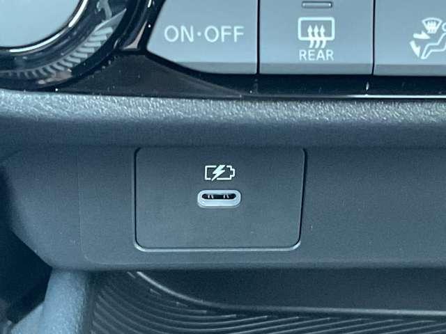 ノート １．２　Ｘ　雹害車両　全周囲カメラ　ＬＥＤライト　リアカメラ　衝突被害軽減ブレ－キ　全方位カメラ　禁煙車　ＬＥＤヘッドライト　インテリジェントキー　サイドカーテンエアバック　サイドカメラ　パワーウィンドウ　オートエアコン　キーレス　ＡＢＳ（11枚目）