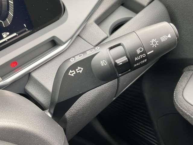 オーラ １．２　Ｇ　雹害車両　オーディオレス車　ハイビームアシスト　アルミ　ＬＥＤライト　バックモニター　禁煙　エアバッグ　サイドエアバッグ　パワーステアリング　キーレスエントリー　フルオートエアコン　サイドカメラ　ＰＷ（32枚目）