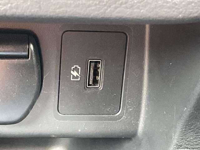 キックス １．２　Ｘ　ツートーン　インテリアエディション　（ｅ－ＰＯＷ　プロパイロット　大画面ナビ　サイドエアバッグ　車線逸脱警報装置　ＬＥＤヘッドライト　１オーナー　リアカメラ　フルセグＴＶ　ドライブレコーダー　アルミ　ＥＴＣ　スマートキー　オートエアコン　ＡＢＳ（38枚目）