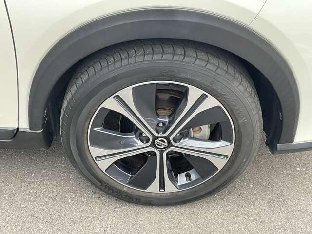 キックス １．２　Ｘ　ツートーン　インテリアエディション　（ｅ－ＰＯＷ　プロパイロット　大画面ナビ　サイドエアバッグ　車線逸脱警報装置　ＬＥＤヘッドライト　１オーナー　リアカメラ　フルセグＴＶ　ドライブレコーダー　アルミ　ＥＴＣ　スマートキー　オートエアコン　ＡＢＳ（68枚目）