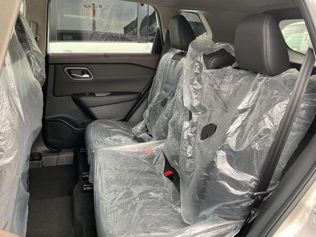 エクストレイル １．５　Ｇ　ｅ－４ＯＲＣＥ　４ＷＤ　雹害車両　ナッパ本革シート　ＬＥＤヘット　地デジＴＶ　本革　オートマチックハイビーム　メモリーナビゲーション　Ｐアシスト　シートヒーター　ＡＷ　レーンキープ　ＡＡＣ　サイドカメラ　ＥＴＣ　エアＢ　ＰＳ（63枚目）