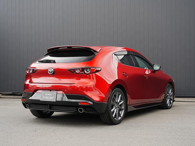 ＭＡＺＤＡ３ファストバック ２０Ｓバーガンディ　セレクション　衝突被害軽減システム　アダプティブクルーズコントロール　全周囲カメラ　オートマチックハイビーム　４ＷＤ　革シート　電動シート　シートヒーター　バックカメラ　オートライト　ＬＥＤヘッドランプ　ＥＴＣ（2枚目）