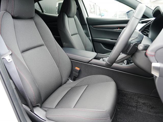 MAZDA3ファストバック 20S ブラックセレクション 衝突被害軽減システム アダプティブクルーズコントロール 全周囲カメラ オートマチックハイビーム 電動シート シートヒーター バックカメラ オートライト LEDヘッドランプ Bluetooth(15枚目)