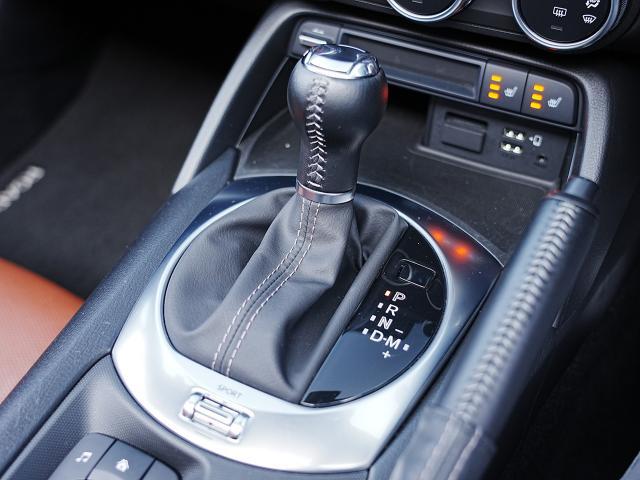 ロードスターＲＦ ＶＳ　テラコッタセレクション　衝突被害軽減システム　オートマチックハイビーム　革シート　シートヒーター　バックカメラ　オートクルーズコントロール　オートライト　ＬＥＤヘッドランプ　ＥＴＣ　Ｂｌｕｅｔｏｏｔｈ（11枚目）