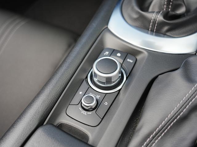 ロードスター Ｓスペシャルパッケージ　衝突被害軽減システム　オートマチックハイビーム　シートヒーター　バックカメラ　オートライト　ＬＥＤヘッドランプ　ＥＴＣ　Ｂｌｕｅｔｏｏｔｈ（12枚目）