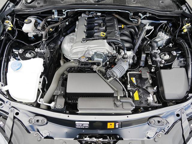 ロードスター Ｓスペシャルパッケージ　衝突被害軽減システム　オートマチックハイビーム　シートヒーター　バックカメラ　オートライト　ＬＥＤヘッドランプ　ＥＴＣ　Ｂｌｕｅｔｏｏｔｈ（20枚目）