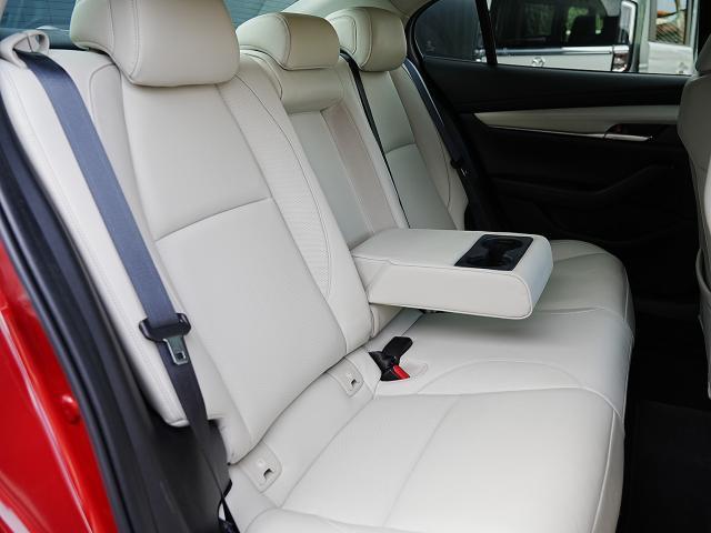 MAZDA3セダン 20S Lパッケージ 衝突被害軽減システム アダプティブクルーズコントロール オートマチックハイビーム 革シート 電動シート シートヒーター バックカメラ オートライト LEDヘッドランプ ETC Bluetooth(16枚目)