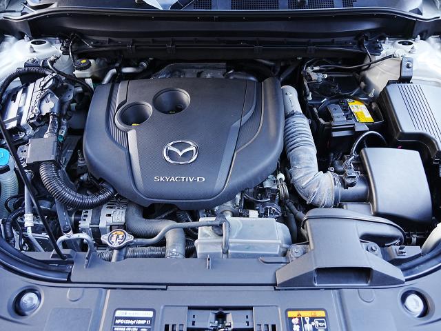 CX-5 XD 100周年特別記念車 衝突被害軽減システム アダプティブクルーズコントロール 全周囲カメラ オートマチックハイビーム 革シート 電動シート シートヒーター バックカメラ オートライト LEDヘッドランプ ETC ディーゼル(20枚目)