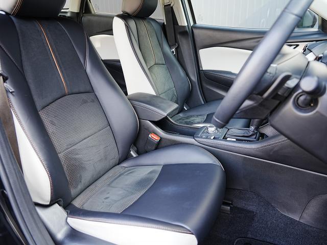 CX-3 15S スーパー エッジー 衝突被害軽減システム アダプティブクルーズコントロール 全周囲カメラ オートマチックハイビーム 電動シート シートヒーター バックカメラ オートライト LEDヘッドランプ ETC Bluetooth(15枚目)