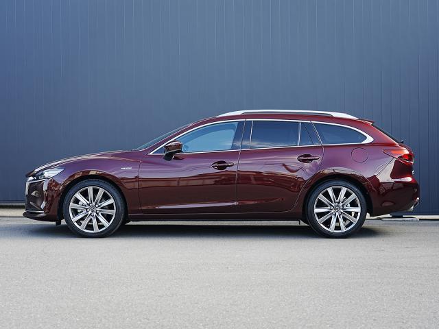 MAZDA6ワゴン XD 20thアニバーサリーエディション 衝突被害軽減システム アダプティブクルーズコントロール 全周囲カメラ オートマチックハイビーム サンルーフ 4WD 電動シート シートヒーター バックカメラ オートライト LEDヘッドランプ ETC(3枚目)