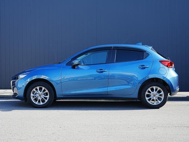 MAZDA2 15Sプロアクティブ 衝突被害軽減システム アダプティブクルーズコントロール 全周囲カメラ オートマチックハイビーム 4WD シートヒーター バックカメラ オートライト LEDヘッドランプ Bluetooth(3枚目)