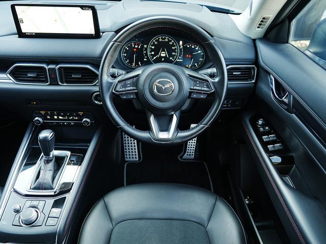 CX-5 XD ブラックトーンエディション 衝突被害軽減システム アダプティブクルーズコントロール 全周囲カメラ オートマチックハイビーム 電動シート シートヒーター バックカメラ オートライト LEDヘッドランプ Bluetooth(4枚目)