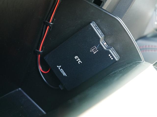 CX-5 XD ブラックトーンエディション 衝突被害軽減システム アダプティブクルーズコントロール 全周囲カメラ オートマチックハイビーム 電動シート シートヒーター バックカメラ オートライト LEDヘッドランプ Bluetooth(14枚目)