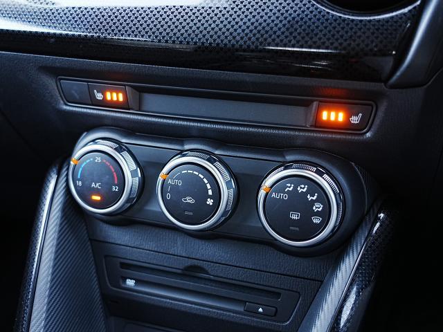 デミオ 15S 衝突被害軽減システム 全周囲カメラ オートマチックハイビーム シートヒーター バックカメラ オートライト LEDヘッドランプ Bluetooth(10枚目)