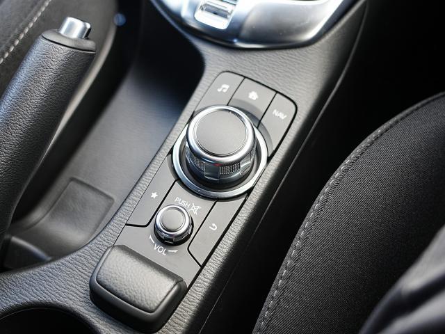 デミオ 13S 衝突被害軽減システム オートマチックハイビーム 4WD シートヒーター バックカメラ オートライト LEDヘッドランプ Bluetooth(13枚目)