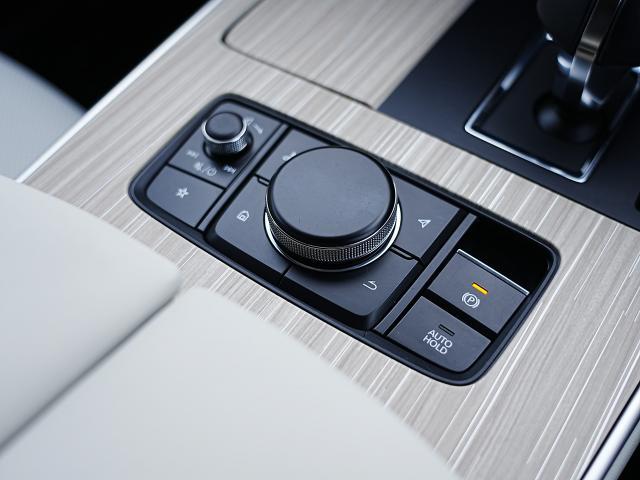 CX-60 XD エクスクルーシブモード 衝突被害軽減システム アダプティブクルーズコントロール 全周囲カメラ オートマチックハイビーム サンルーフ 革シート 電動シート シートヒーター バックカメラ オートライト LEDヘッドランプ(12枚目)