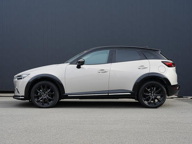 CX-3 15S スーパー エッジー 衝突被害軽減システム アダプティブクルーズコントロール 全周囲カメラ オートマチックハイビーム 電動シート シートヒーター バックカメラ オートライト LEDヘッドランプ Bluetooth(3枚目)