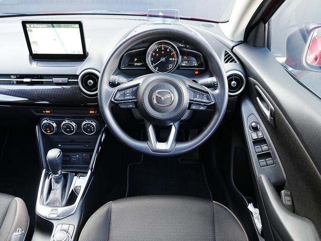 MAZDA2 15Sプロアクティブ スマートエディションII 衝突被害軽減システム アダプティブクルーズコントロール 全周囲カメラ オートマチックハイビーム シートヒーター バックカメラ オートライト LEDヘッドランプ Bluetooth(4枚目)