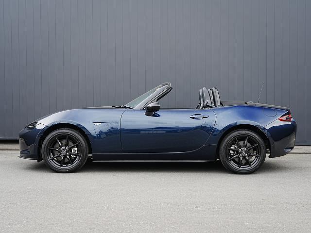 ロードスター RS 衝突被害軽減システム オートマチックハイビーム シートヒーター バックカメラ オートクルーズコントロール オートライト LEDヘッドランプ Bluetooth(3枚目)