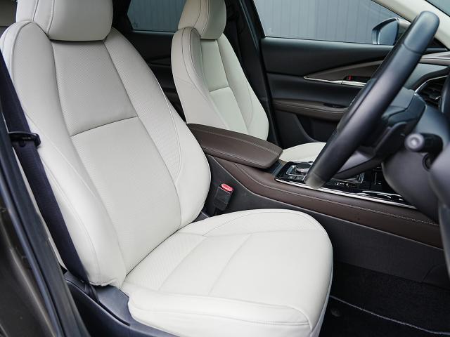 CX-30 20S Lパッケージ 衝突被害軽減システム アダプティブクルーズコントロール 全周囲カメラ オートマチックハイビーム 革シート 電動シート シートヒーター バックカメラ オートライト LEDヘッドランプ Bluetooth(15枚目)